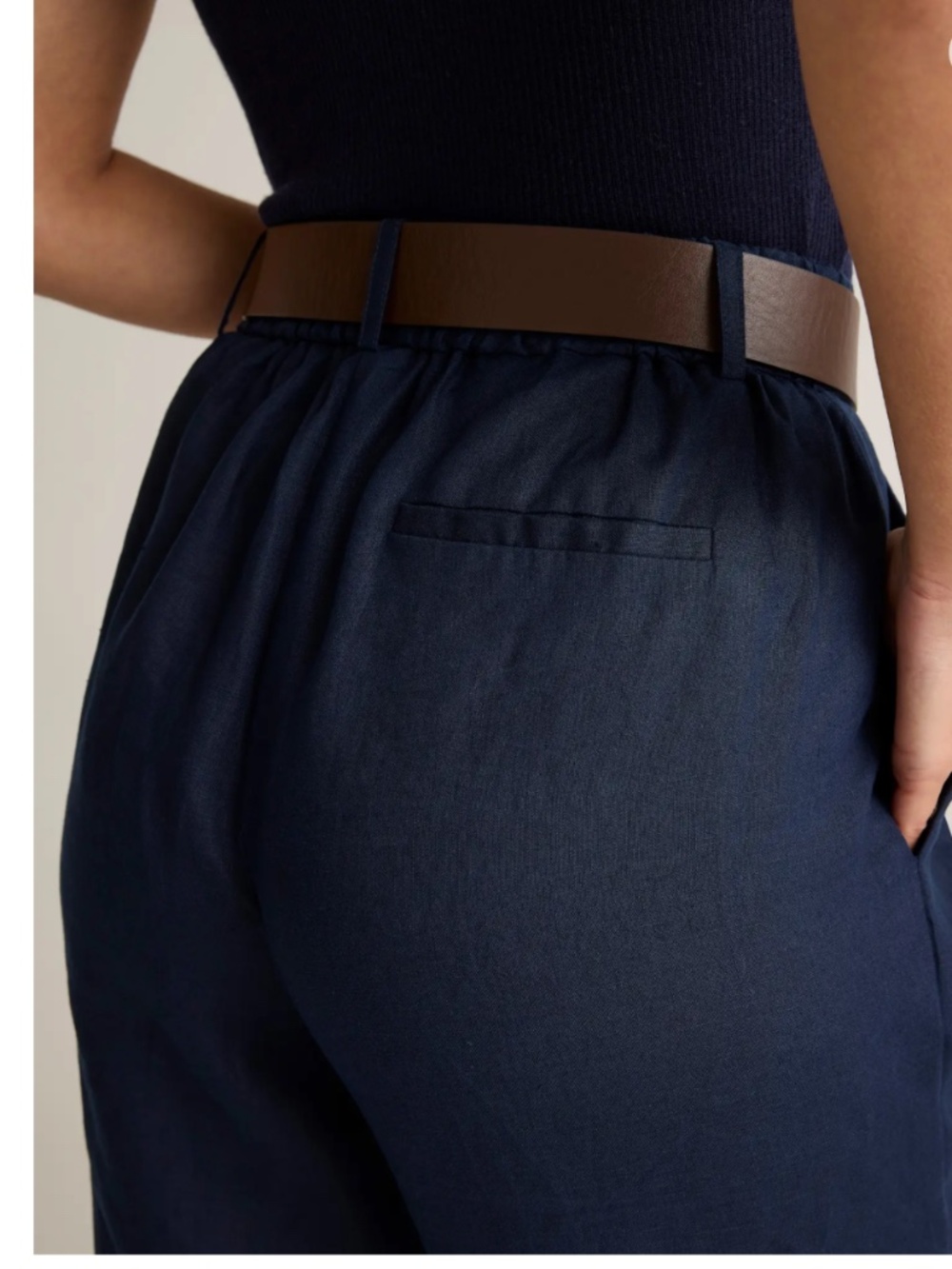 Quince 100% European Linen Pleated Trouser - Picture 2 of 3